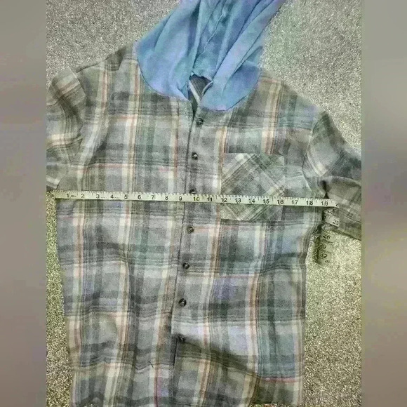 WOMEN'S HOODED PLAID SHACKET SIZE SMALL NWOT - Picture 3 of 5